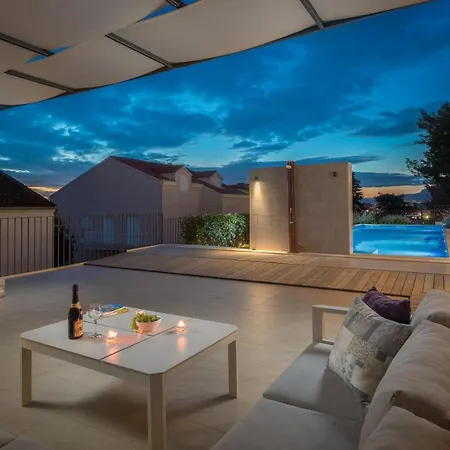 Villa Elena Podstrana