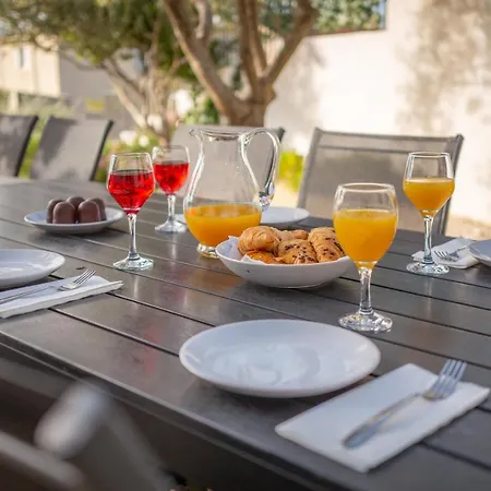 Elena Villa Podstrana