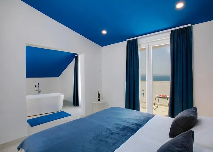 Elena Villa Podstrana